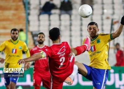 فوتبال ایران حاشیه زیاد دارد و هر کسی وزیر ورزش باشد درگیر آن می گردد